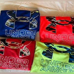 Boys Under armor dry fit shirts Youth Medium